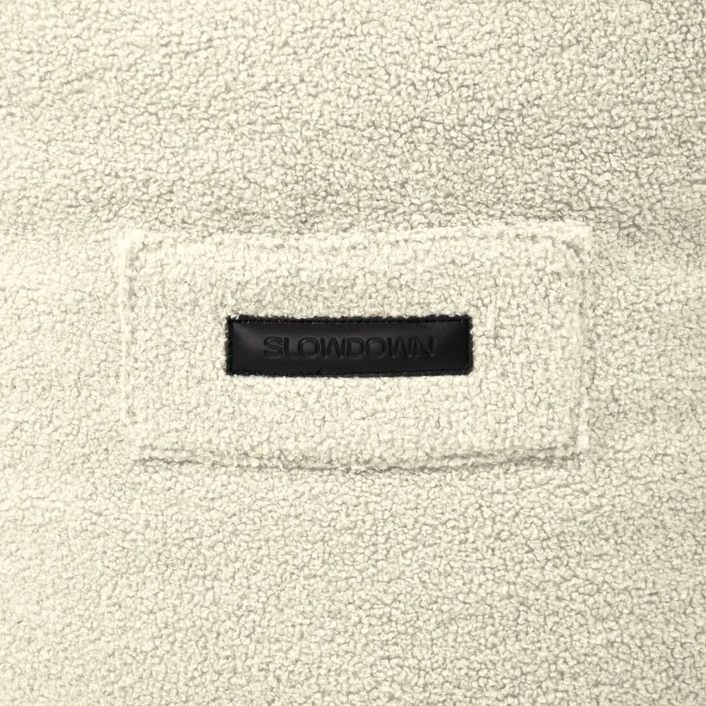 Fotoliu bean bag gri deschis cu tapițerie din țesătură bouclé Snug 130 – SLOWDOWN