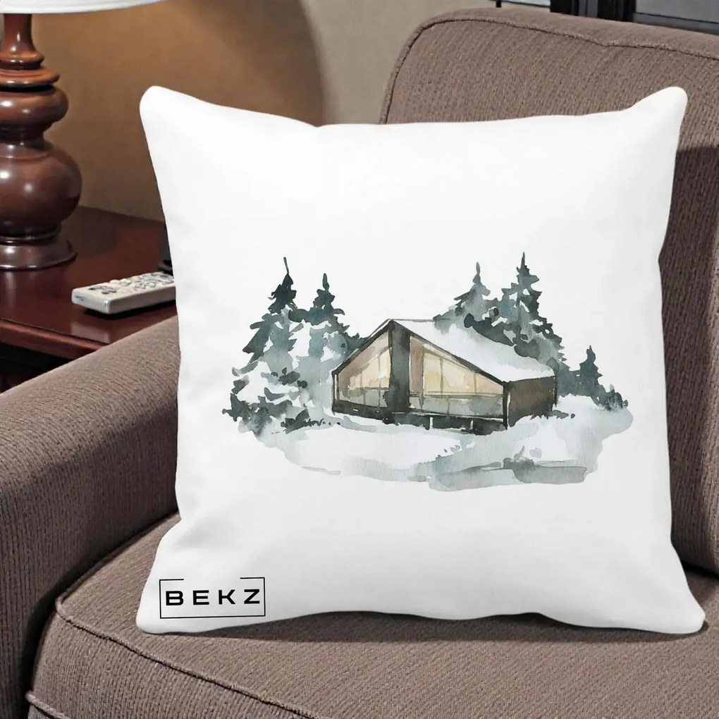 Perna Decorativa Cabana de Iarna in Padure, 40x40 cm, Alba Mata, Husa Detasabila, Perna Inclusa, BEKZ®