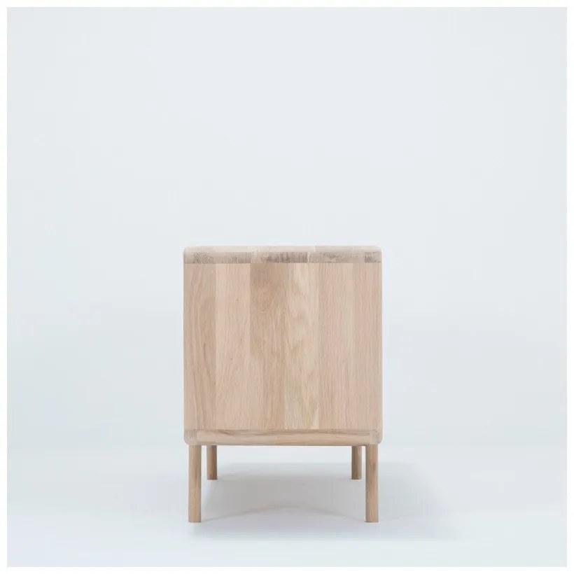 Comodă TV din lemn masiv de stejar Gazzda Fawn