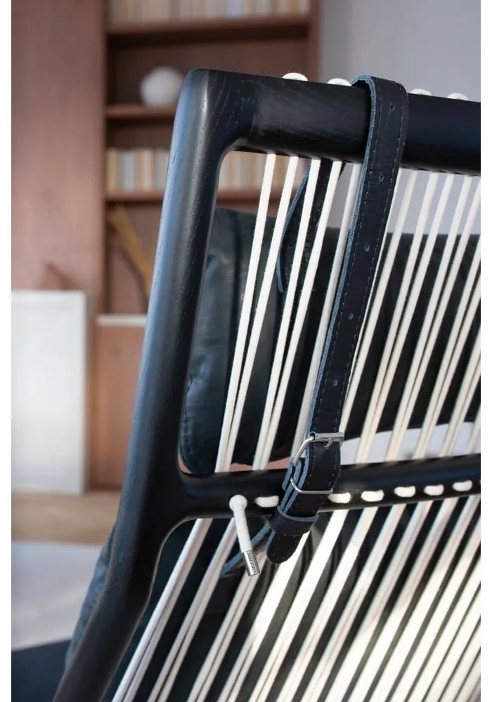 Fotoliu cu construcție din lemn de stejar Gazzda Dedo, verde