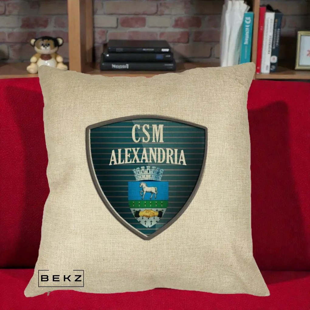 Perna Personalizata CSM Alexandria Fotbal, 40x40 cm, Crem, Husa Detasabila, Perna Inclusa, BEKZ®