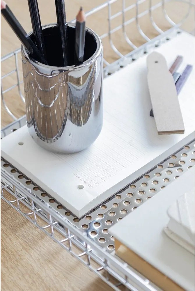 Suport pentru periuța de dinți argintiu din ceramică Lotus – Mette Ditmer Denmark