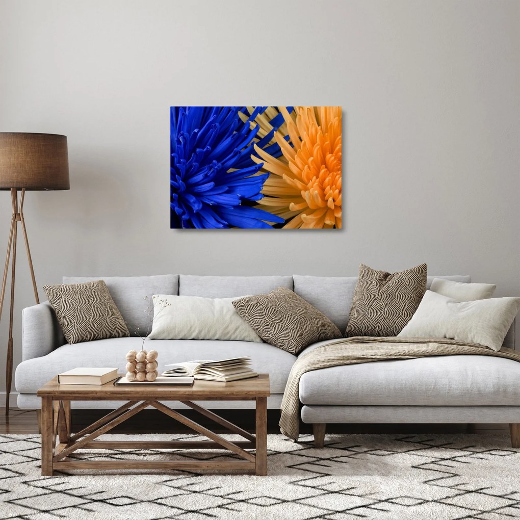 Tablou pe sticlă detailat cu flori (70x50 cm)