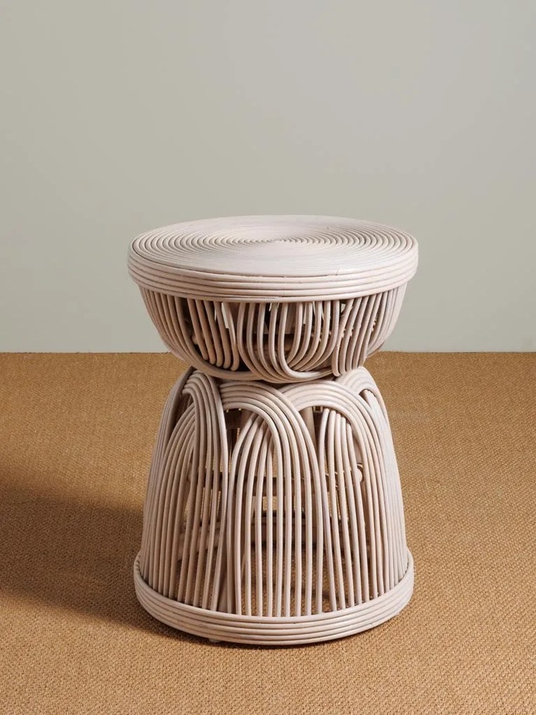 Masuta laterala, din rattan, Mara