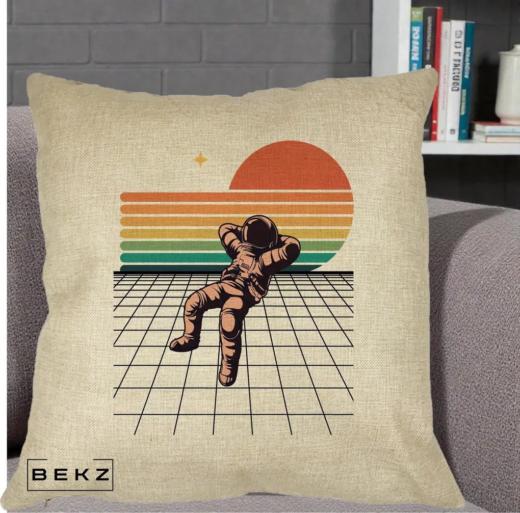 Perna Decorativa Astronaut Retro Space, 40x40 cm, Crem, Husa Detasabila, Perna Inclusa, BEKZ®