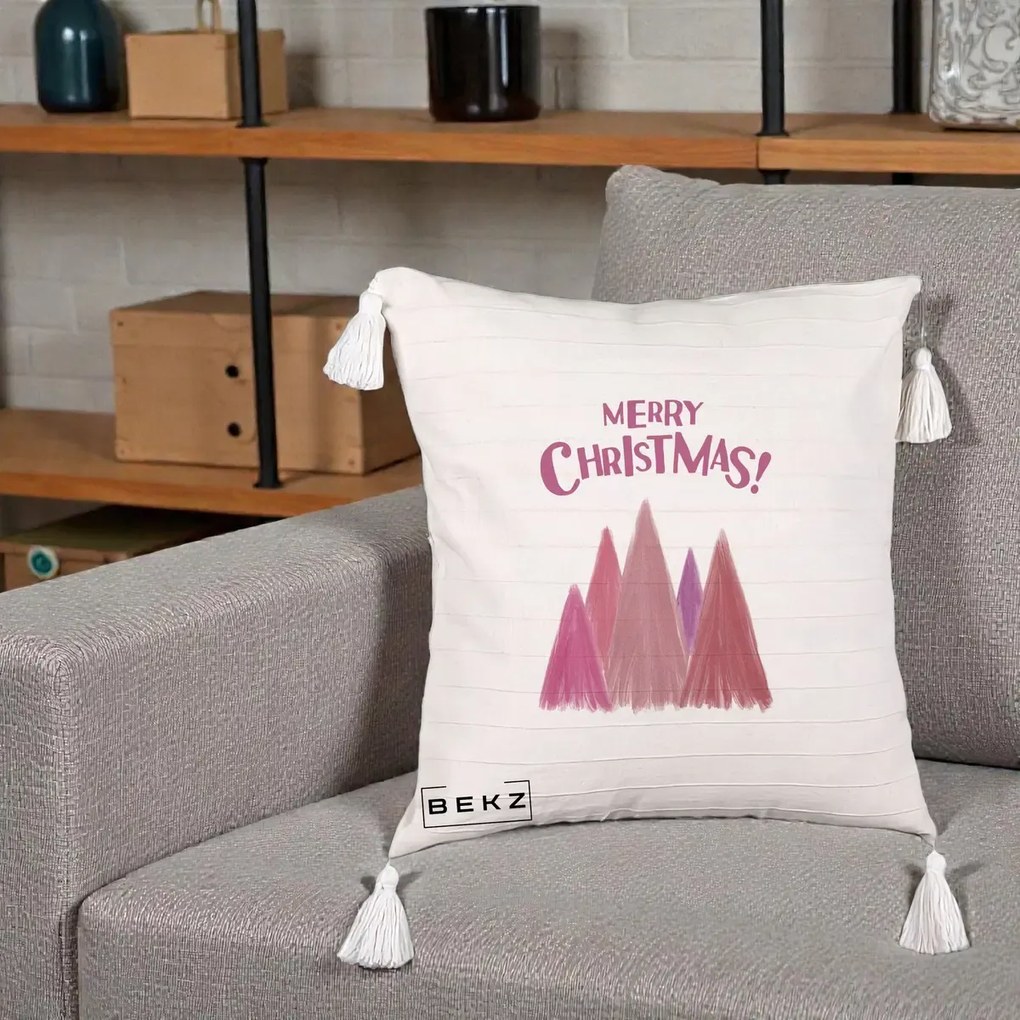 Perna Decorativa Merry Christmas Brazi Roz, 40x40 cm, Bej cu Franjuri, Husa Detasabila, Perna Inclusa, BEKZ®
