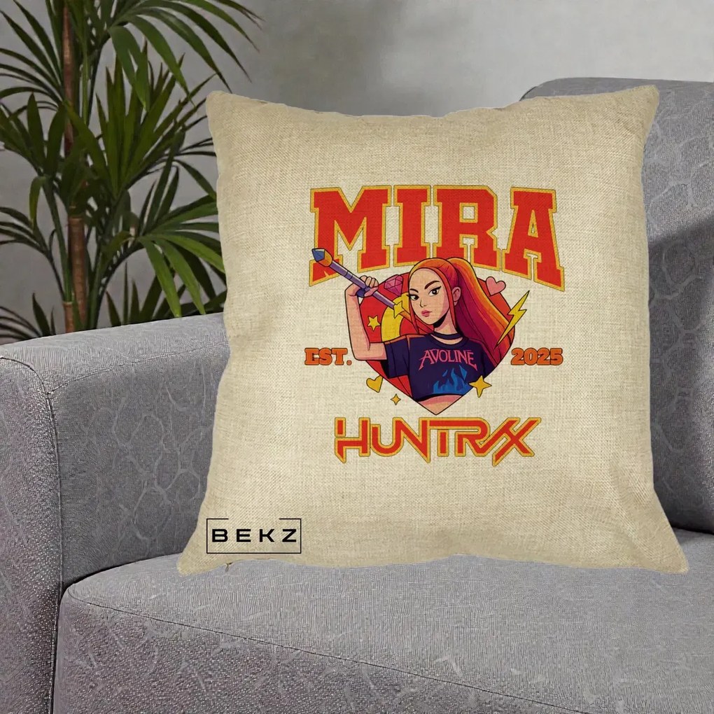 Perna Personalizata K-pop HUNTRX Mira Personaj Avoline, 40x40 cm, Crem, Husa Detasabila, Perna Inclusa, BEKZ®
