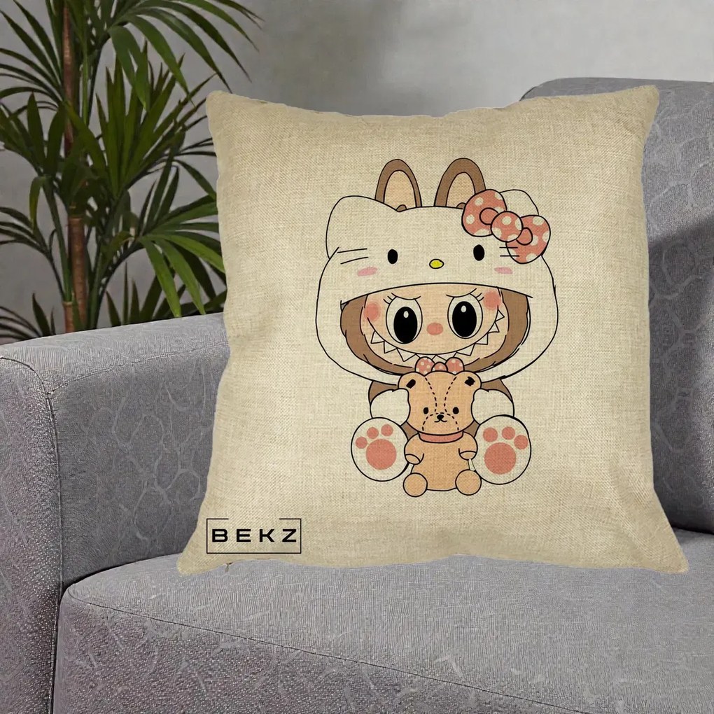 Perna Personalizata Labubu x Hello Kitty, 40x40 cm, Crem, Husa Detasabila, Perna Inclusa, BEKZ®