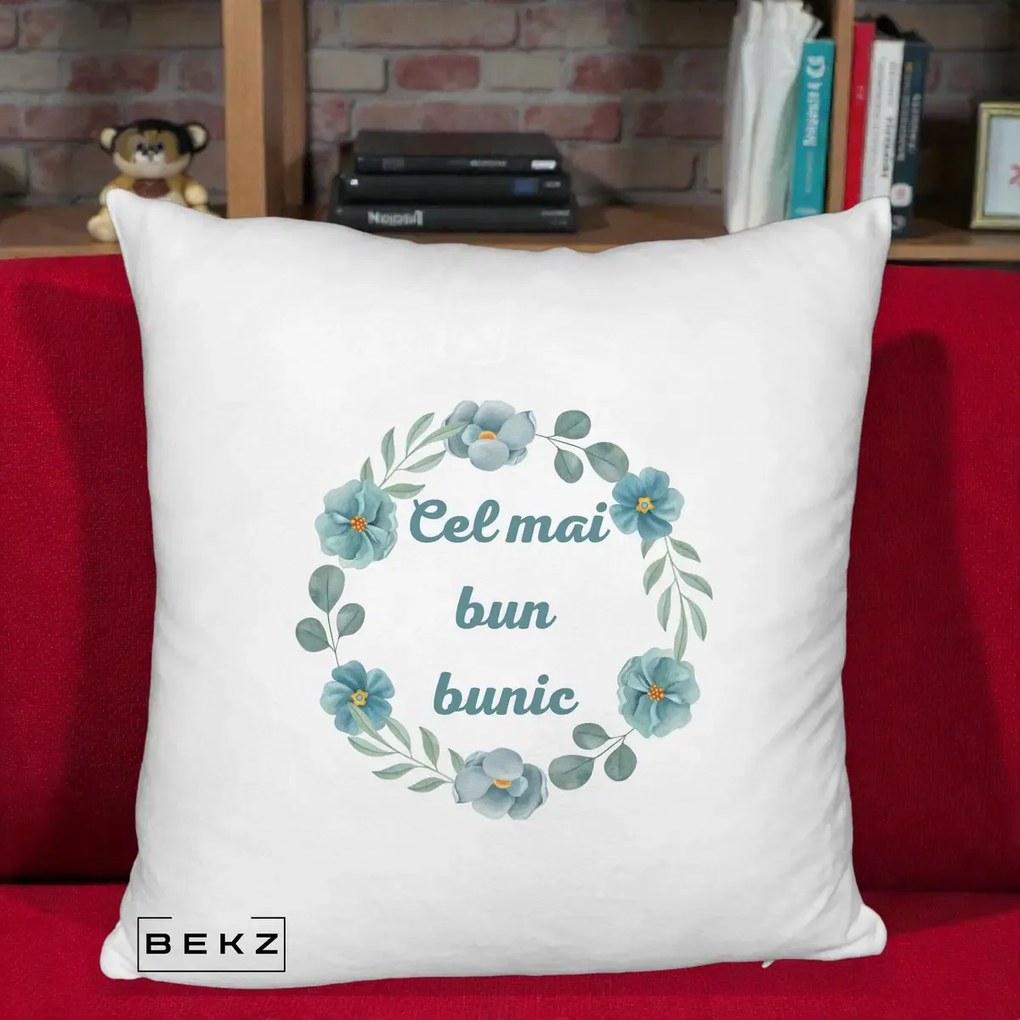 Cadou pentru Bunic - Perna Personalizata Cel Mai Bun Bunic Coronita Flori Albastre Teal, 40x40 cm, Alb Pufos, Husa Detasabila, Perna Inclusa, BEKZ®