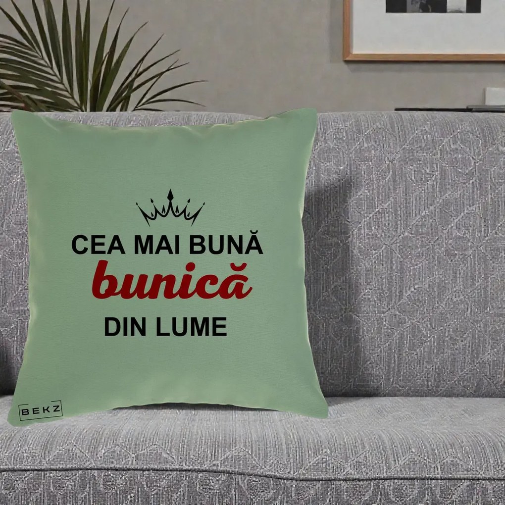 Cadou pentru Bunica - Perna Personalizata Cea Mai Buna Bunica Din Lume Coroana Neagra, 40x40 cm, Verde, Husa Detasabila, Perna Inclusa, BEKZ®