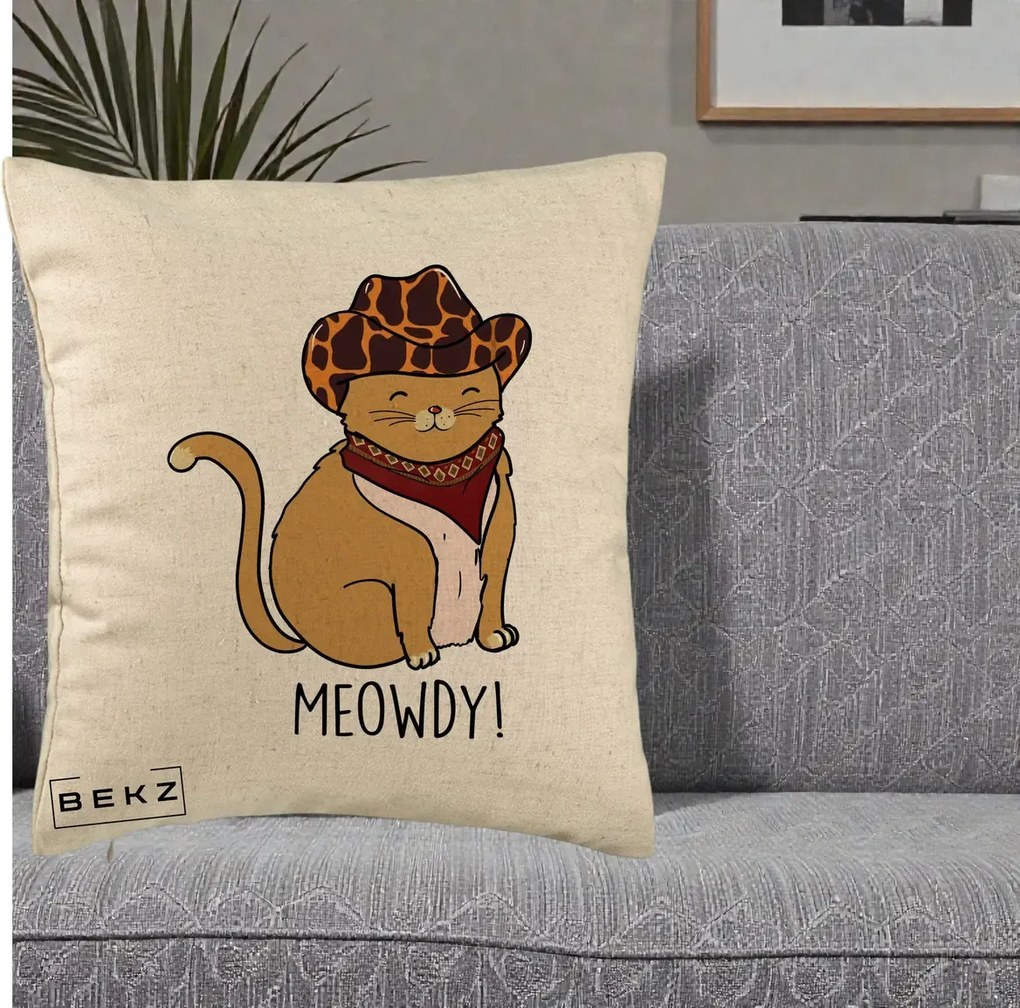 Perna Decorativa Pisica Cowboy Meowdy, 40x40 cm, Bej, Husa Detasabila, Perna Inclusa, BEKZ®