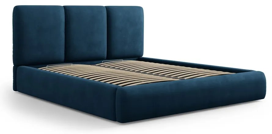 Pat matrimonial albastru închis tapițat cu spațiu de depozitare și somieră 140x200 cm Brody – Mazzini Beds