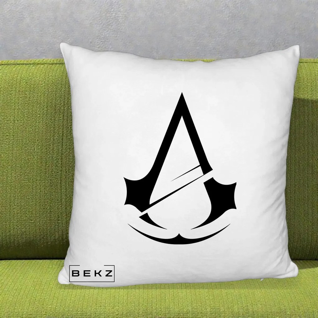 Perna Personalizata Assassin's Creed Minimalist, 40x40 cm, Alb Pufos, Husa Detasabila, Perna Inclusa, BEKZ®