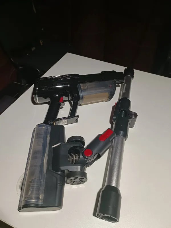 La mâna a doua: Aspirator fără fir Oliver Voltz OV51001Q, 250W, Li-ion 2500 mAh, 3 viteze, 0.6 l, 25 kPa, Ecran tactil, Negru