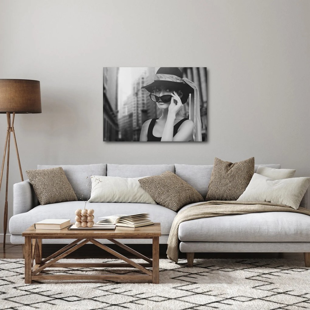 Tablou cu femeie (70x50 cm)