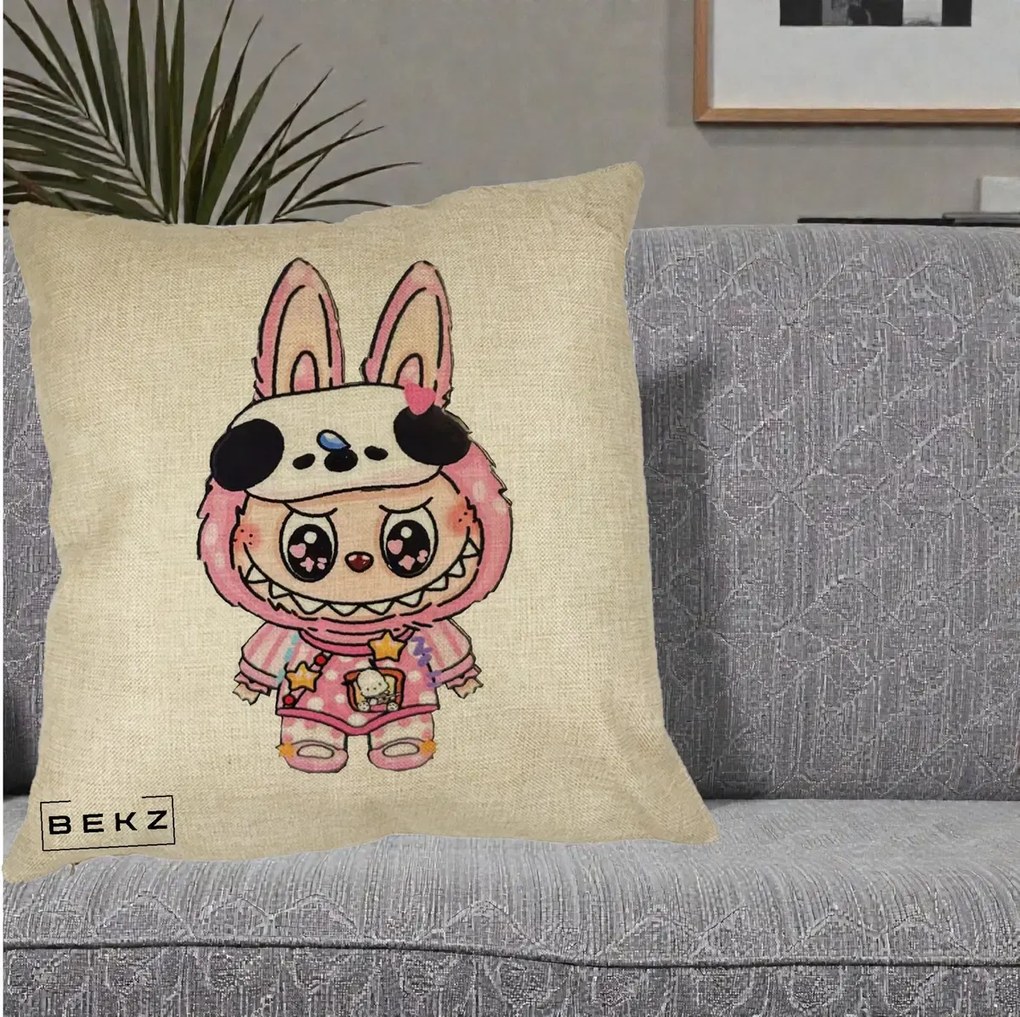 Perna Personalizata Labubu Panda-Bunny Roz, 40x40 cm, Crem, Husa Detasabila, Perna Inclusa, BEKZ®