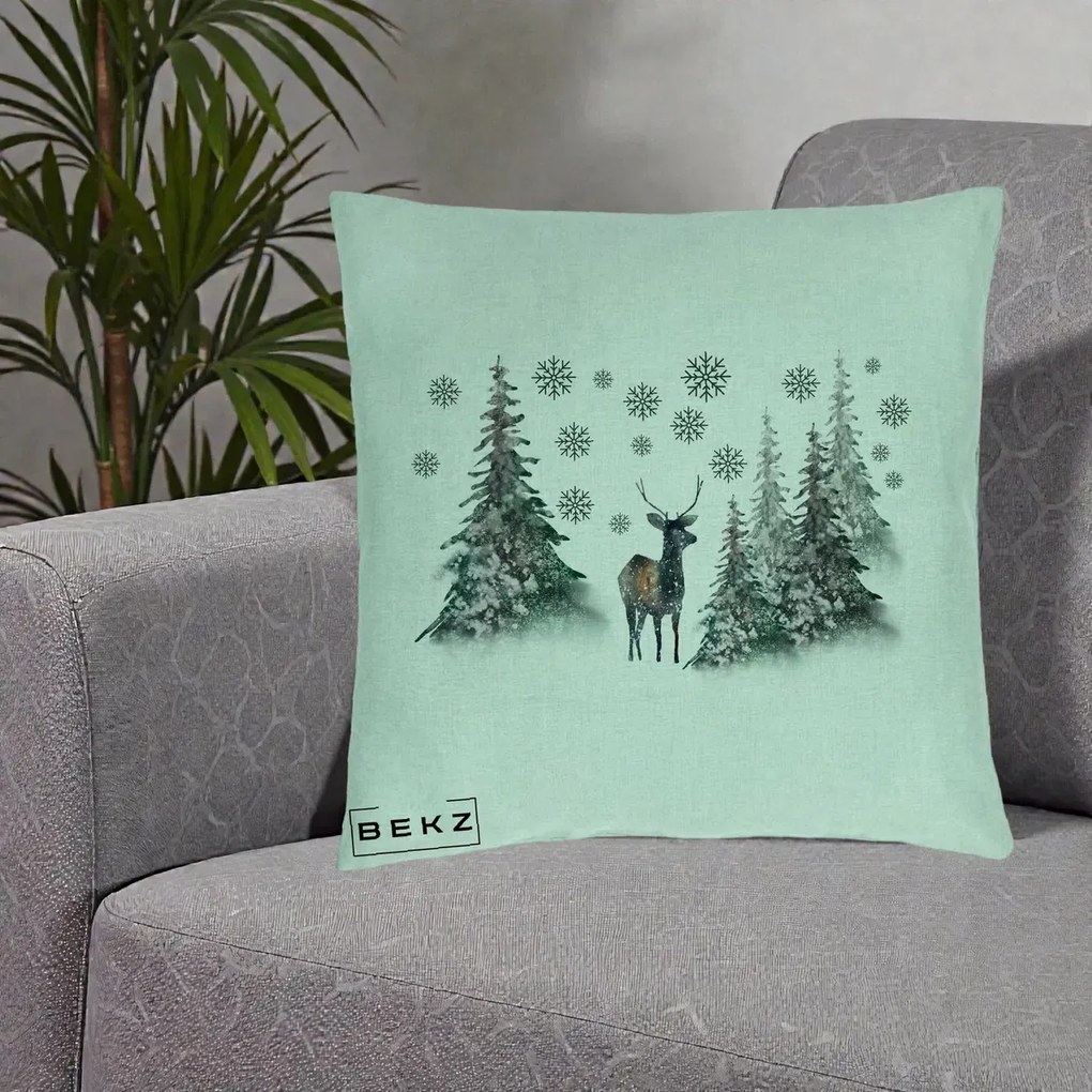 Perna Decorativa Ren in Padure Inzapezita, 40x40 cm, Verde Menta, Husa Detasabila, Perna Inclusa, BEKZ®