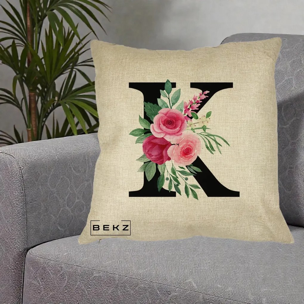 Cadou Personalizat - Perna Personalizata Monograma Florala Litera K, 40x40 cm, Crem, Husa Detasabila, Perna Inclusa, BEKZ®