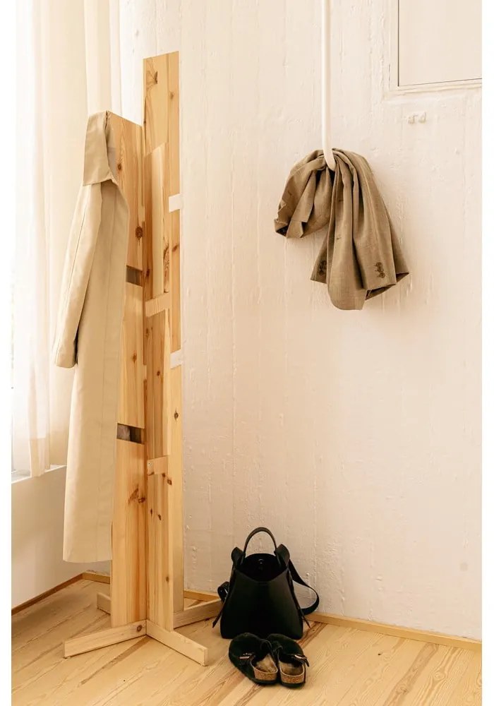 Cuier în culoare naturală din lemn de pin 60x186 cm Keeper – Karup Design