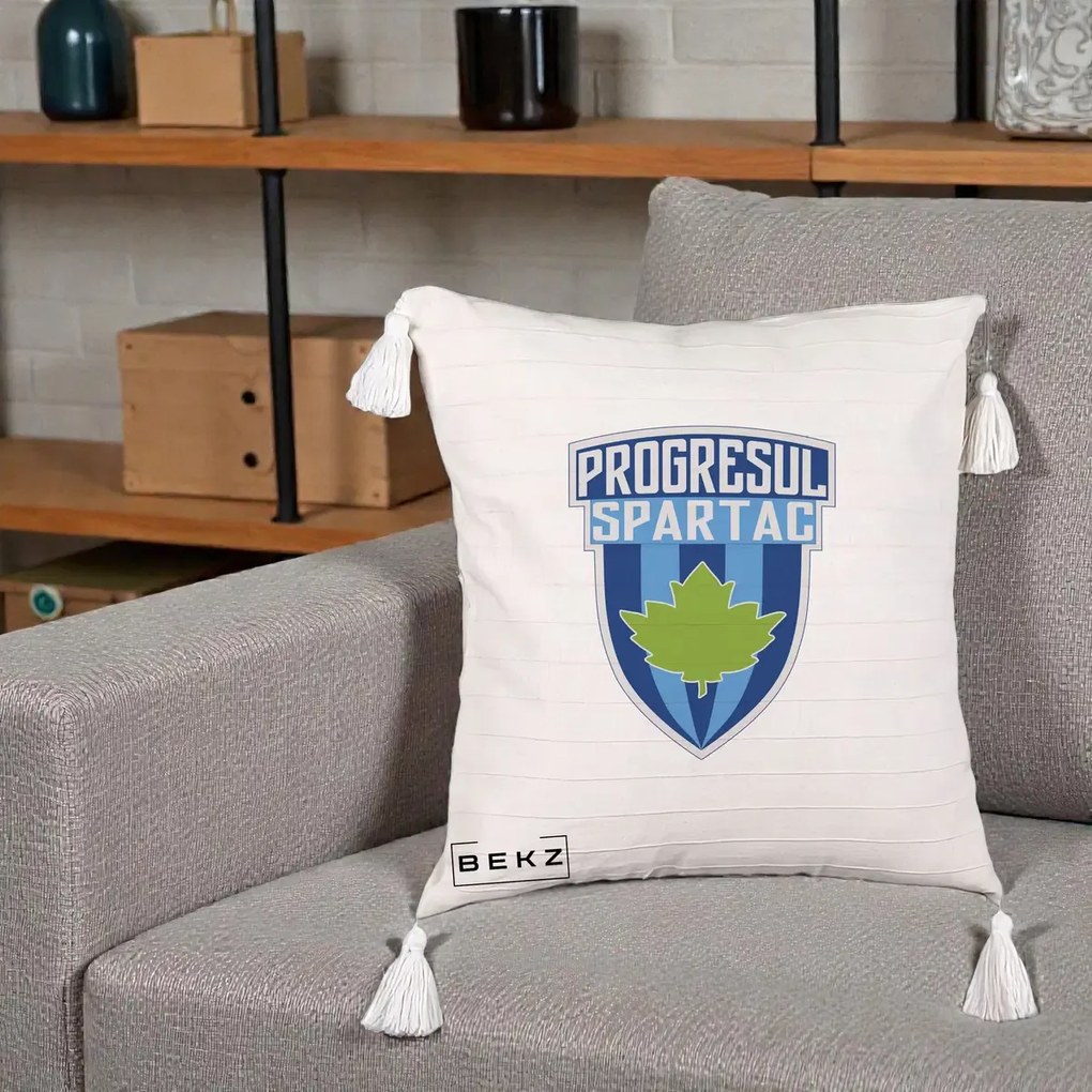 Perna Personalizata Progresul Spartac Fotbal, 40x40 cm, Bej cu Franjuri, Husa Detasabila, Perna Inclusa, BEKZ®