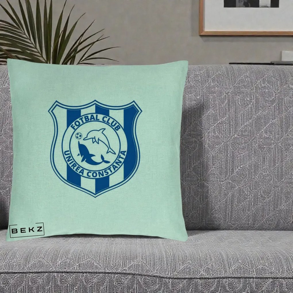Perna Personalizata FC Unirea Constanta Fotbal, 40x40 cm, Verde Menta, Husa Detasabila, Perna Inclusa, BEKZ®