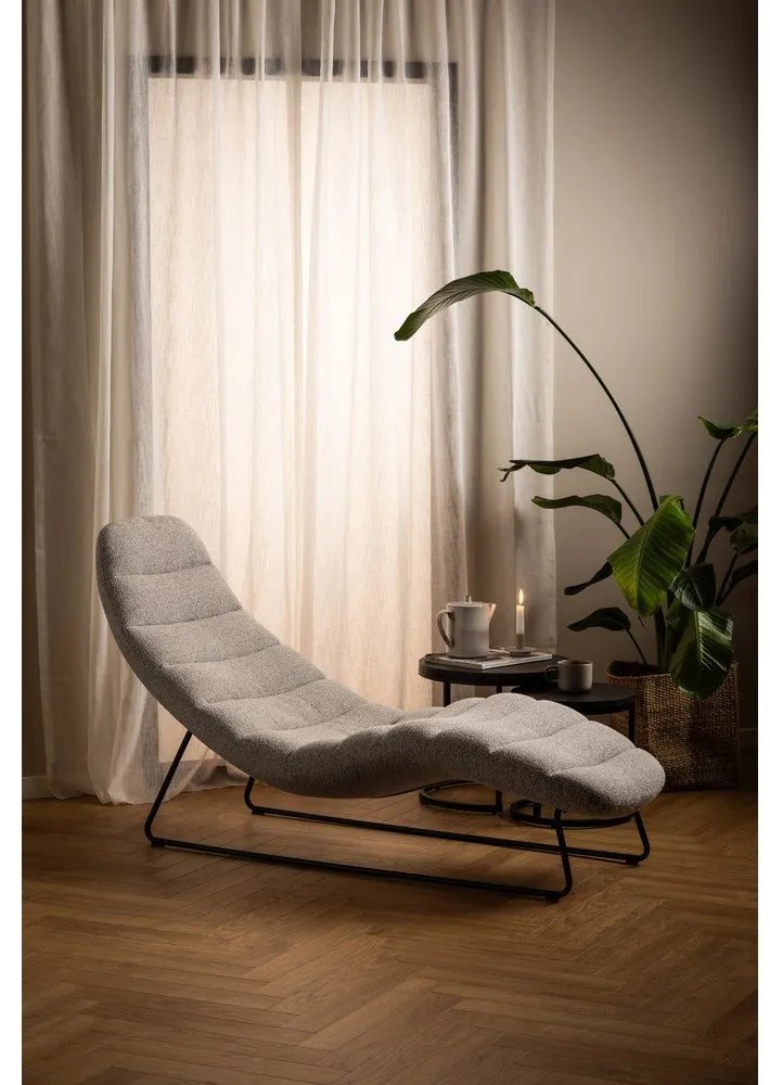 Șezlong bej cu tapițerie din țesătură bouclé Chaplin – Actona