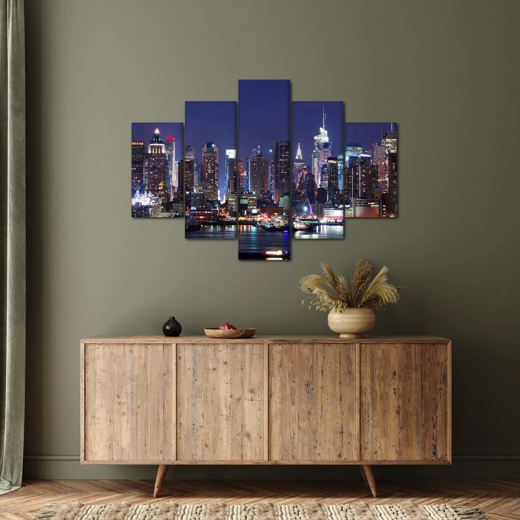 Tablou - Zgârie-nori din New York iluminate (150x105 cm)