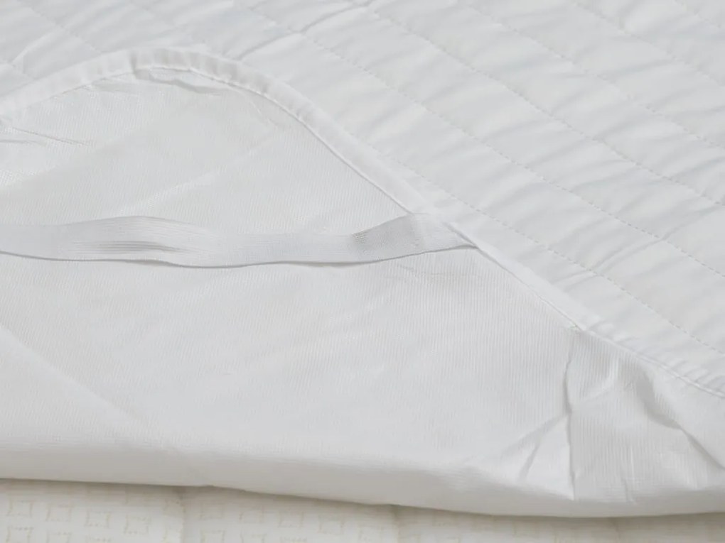 Protectie saltea impermeabila matlasata pentru patut 70 x 140 cm