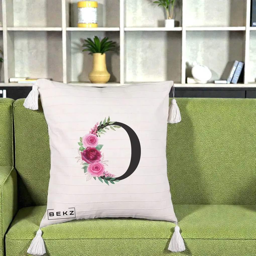 Cadou Personalizat - Perna Personalizata Monograma Florala Litera O, 40x40 cm, Bej cu Franjuri, Husa Detasabila, Perna Inclusa, BEKZ®
