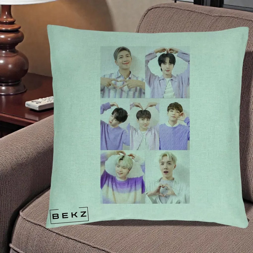 Perna Personalizata K-pop BTS Colaj 7 Portrete cu Inimi Lila, 40x40 cm, Verde Menta, Husa Detasabila, Perna Inclusa, BEKZ®