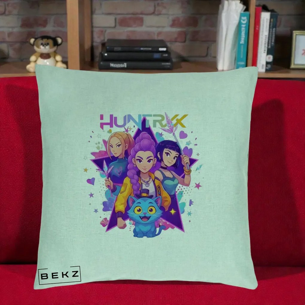 Perna Personalizata K-pop HUNTRX Trio cu Pisica Stele, 40x40 cm, Verde Menta, Husa Detasabila, Perna Inclusa, BEKZ®