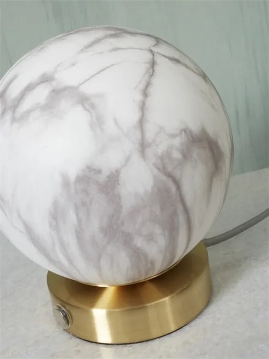 Veioza din sticla cu aspect de marmura Carrara