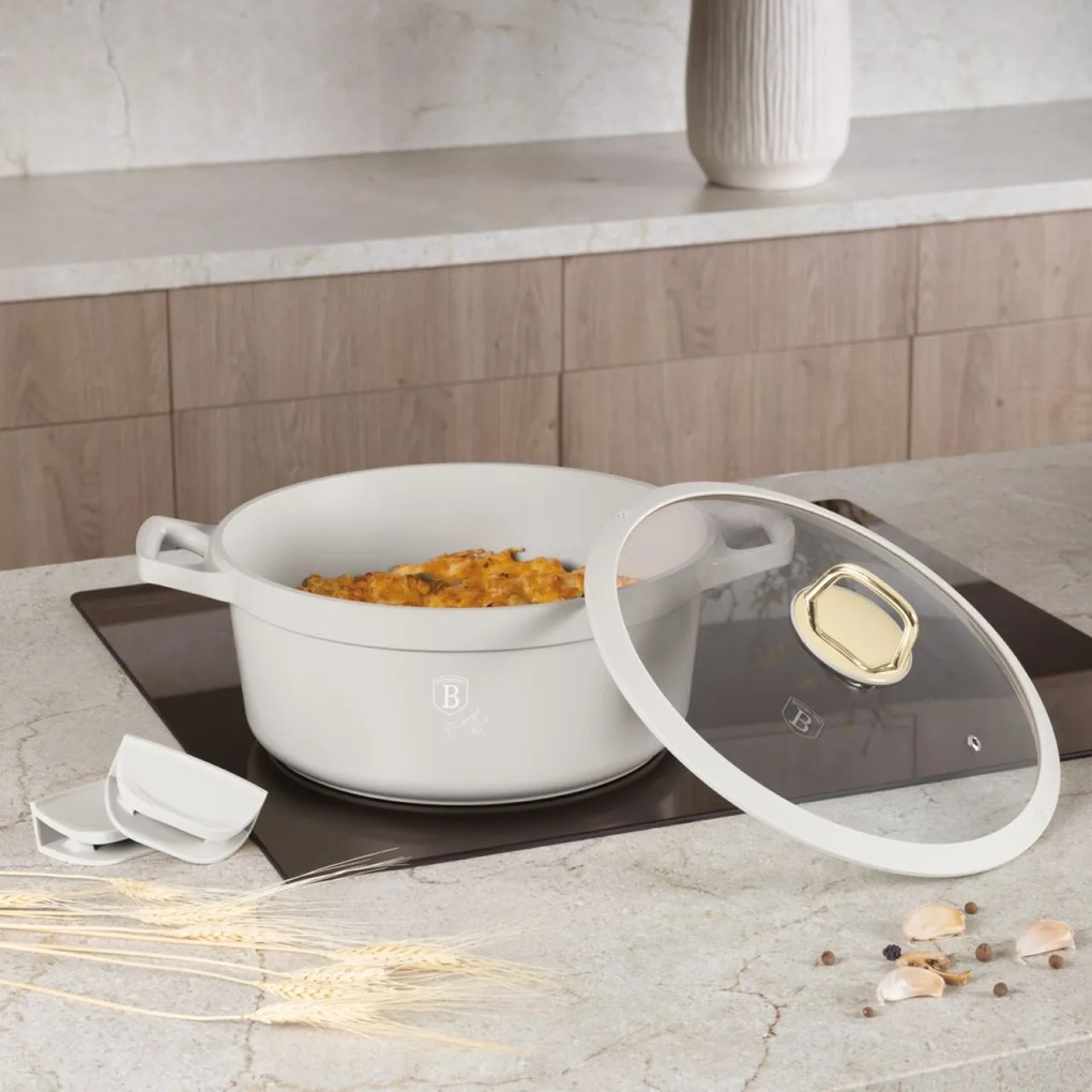 Oală cu capac 28 cm, 6.6L – Berlinger Haus Sahara Collection BH 7788, crem, cu mânere silicon, gătit sănătos, compatibilă inducție