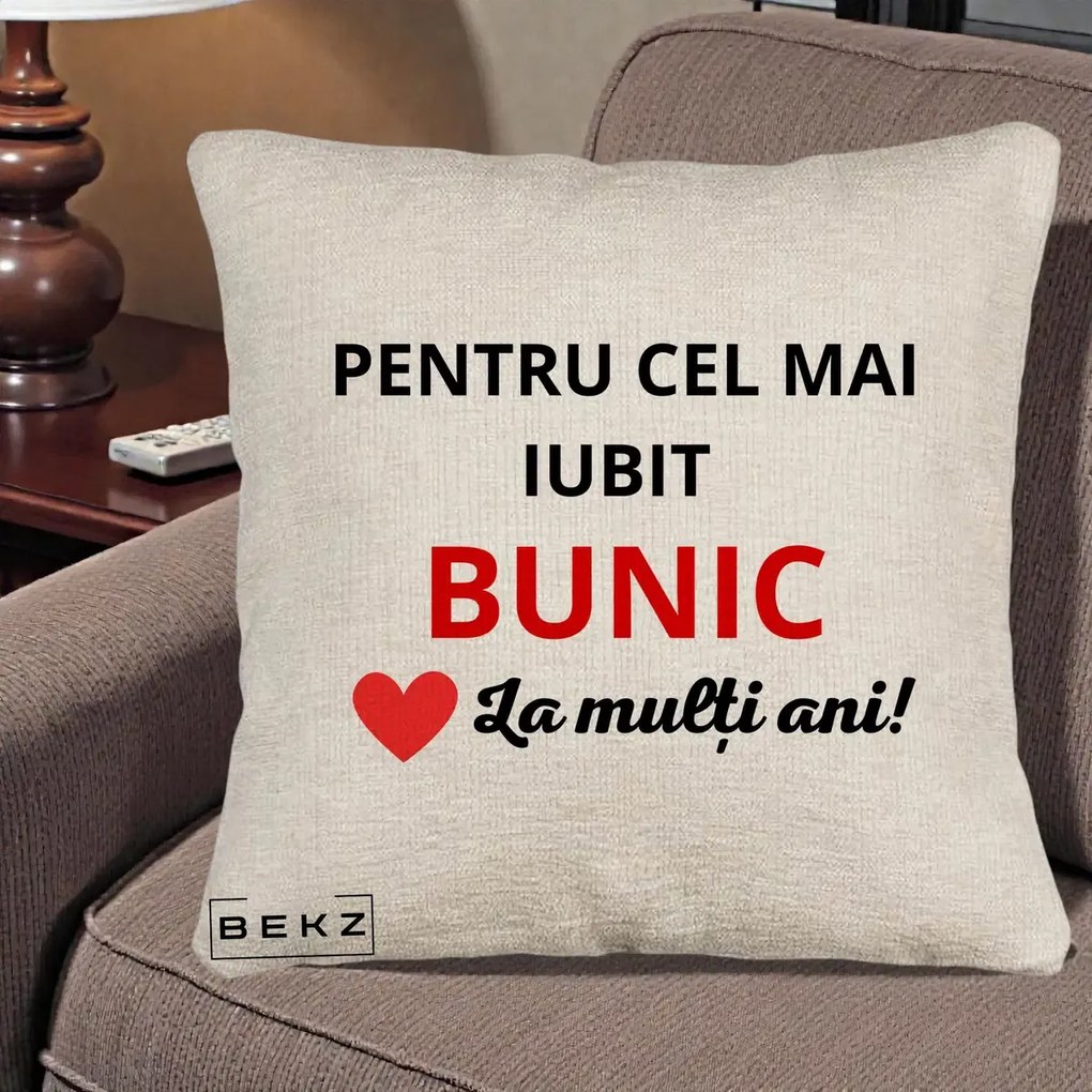 Cadou pentru Bunic - Perna Personalizata Pentru Cel Mai Iubit Bunic La Multi Ani Rosu, 40x40 cm, Bej Canapea, Husa Detasabila, Perna Inclusa, BEKZ®