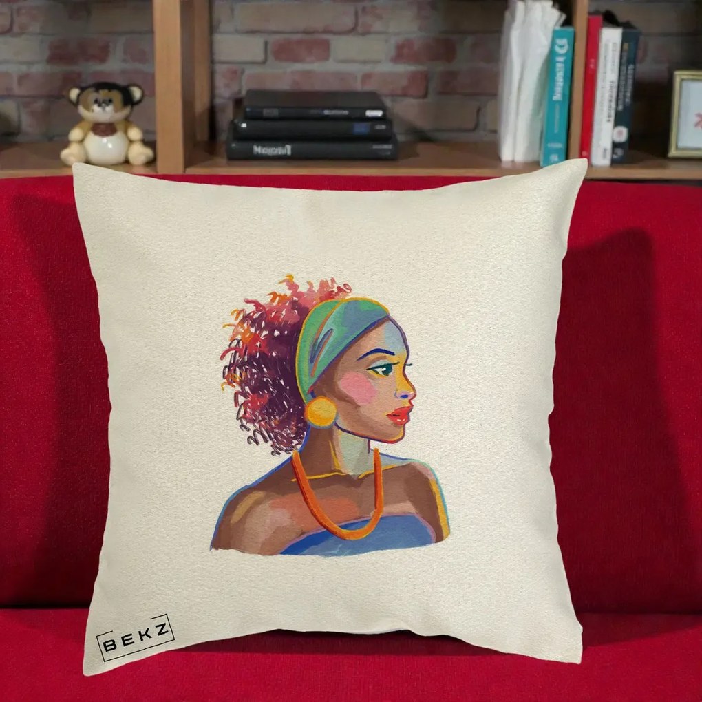 Perna Decorativa Portret Femeie Urbana Acuarela, 40x40 cm, Ecru, Husa Detasabila, Perna Inclusa, BEKZ®