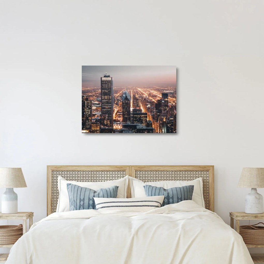 Tablou pe sticlă cu metropolă luminată (70x50 cm)