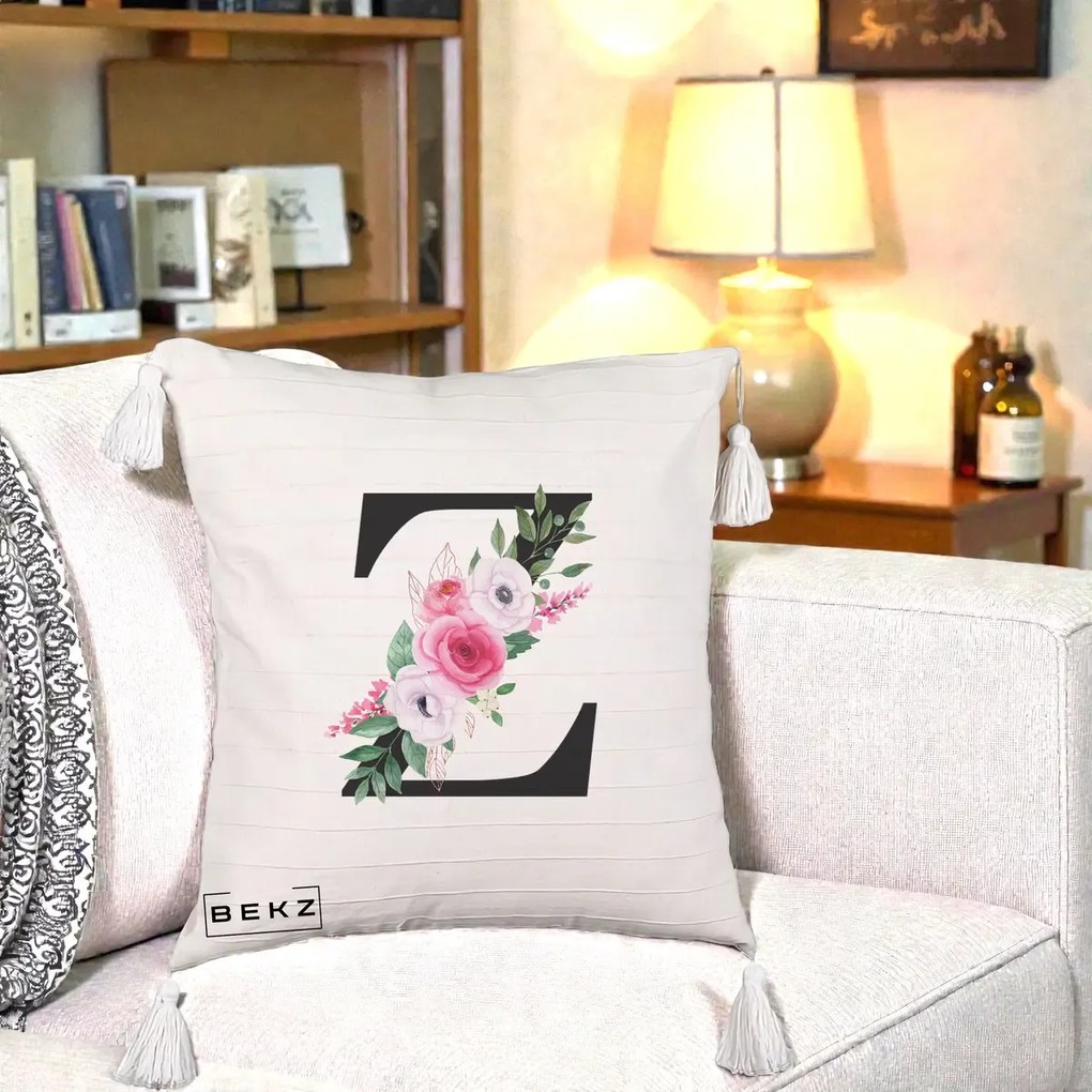 Cadou Personalizat - Perna Personalizata Monograma Florala Litera Z cu Buchet, 40x40 cm, Bej cu Franjuri, Husa Detasabila, Perna Inclusa, BEKZ®
