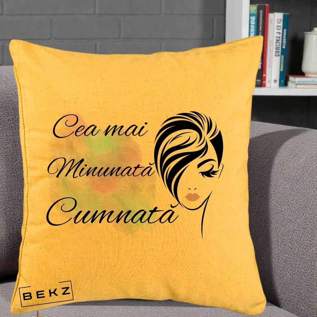 Cadou pentru Cumnata - Perna Personalizata Cea mai Minunata Cumnata cu Silueta Dama si Pete Multicolor, 40x40 cm, Galben, Husa Detasabila, Perna Inclusa, BEKZ®
