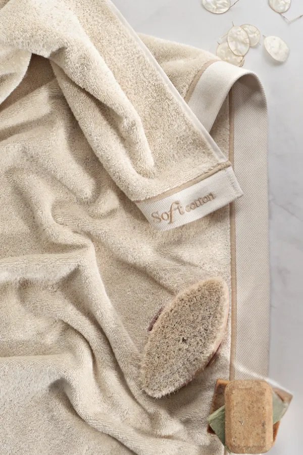 Set prosop, prosop de corp și mănușă de baie AURA, 3 buc Bej / Beige Set (prosop 50x100 cm, prosop de corp 92x150 cm, mănușă de baie 16x22 cm)
