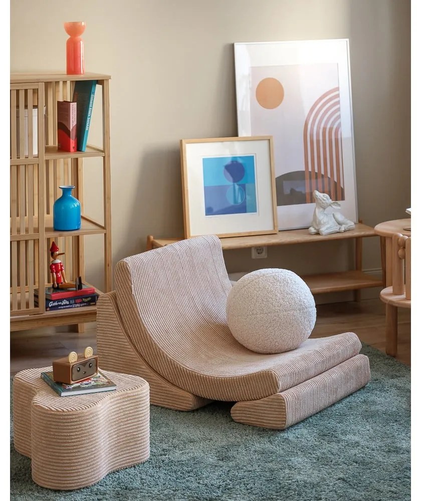 Puf de copii maro deschis cu tapițerie din catifea reiată Cloud – Wigiwama
