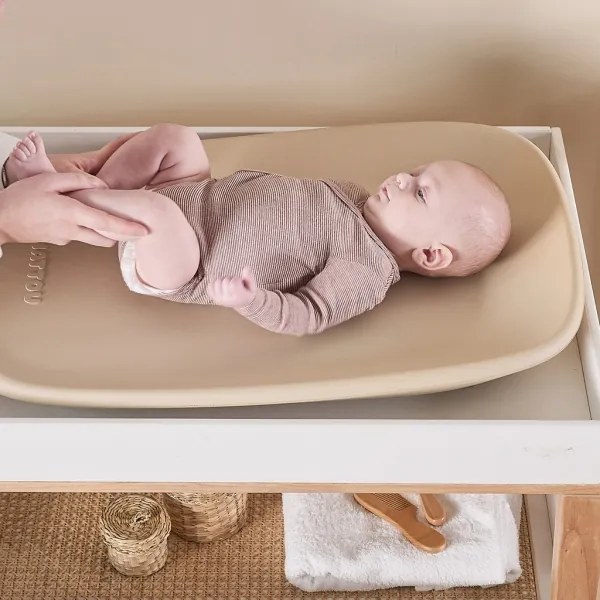 Coș pentru scutece și covoraș de înfășat Nattou SOFTY 50x70 cm bej