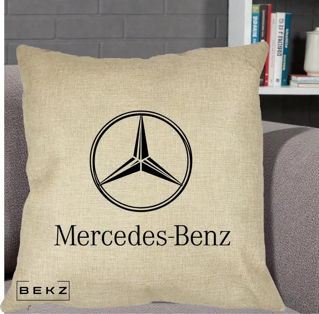 Perna Personalizata cu emblema Mercedes-Benz, 40x40 cm, Crem, Husa Detasabila, Perna Inclusa, BEKZ®