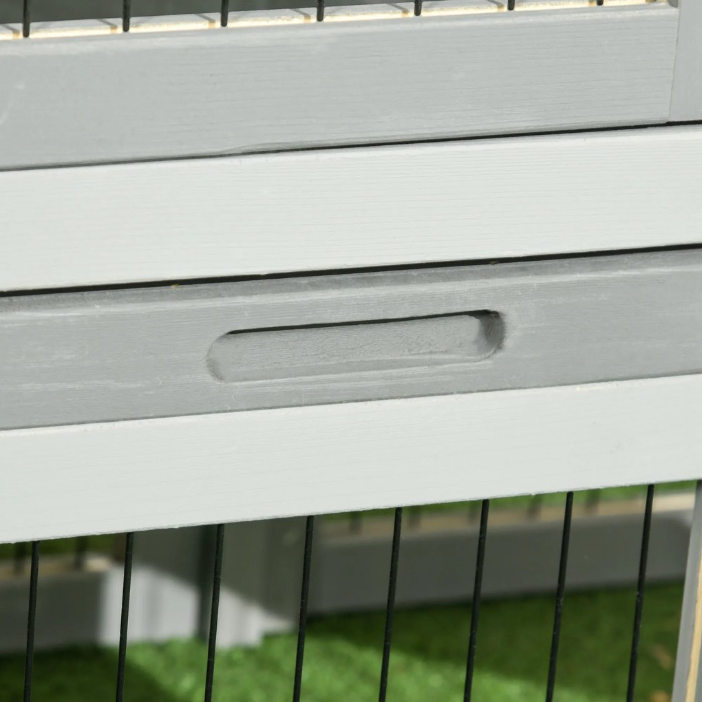 PawHut Cuib Exterior din Lemn de Brad cu Rampă, Acoperiș Rabatabil Impermeabil, Sertar Detașabil, Cuib pentru Iepuri, Animale Mici, Gri Deschis | Aosom Romania