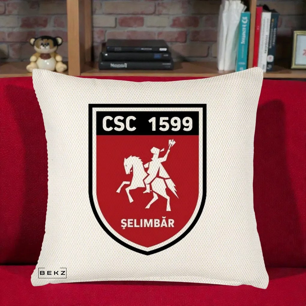 Perna Personalizata CSC 1599 Selimbar Fotbal, 40x40 cm, Crem Reliefat, Husa Detasabila, Perna Inclusa, BEKZ®