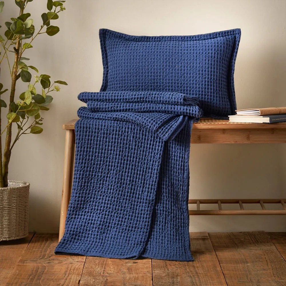Pătură albastru-închis din bumbac 150x200 cm Jaipur Chunky Waffle – Pineapple Elephant