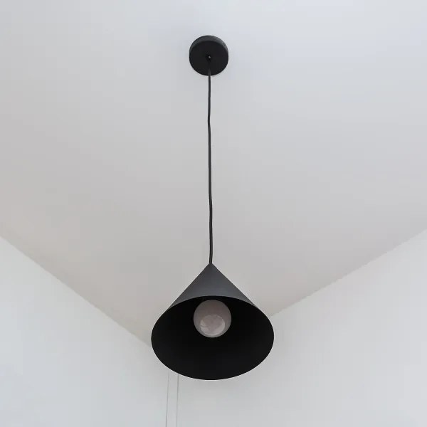 Lustră pe cablu ETNA II 1xE27/15W/230V Ø 18,5 cm neagră