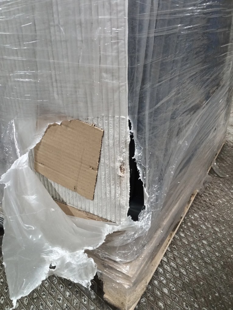 OFERTA Set canapea în U SMART COSARO bej deschis 295x140 cm calitatea II