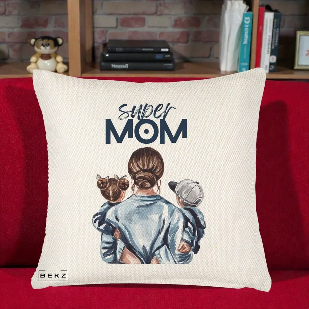 Cadou pentru Mama - Perna Personalizata Super Mom, 40x40 cm, Crem Reliefat, Husa Detasabila, Perna Inclusa, BEKZ®