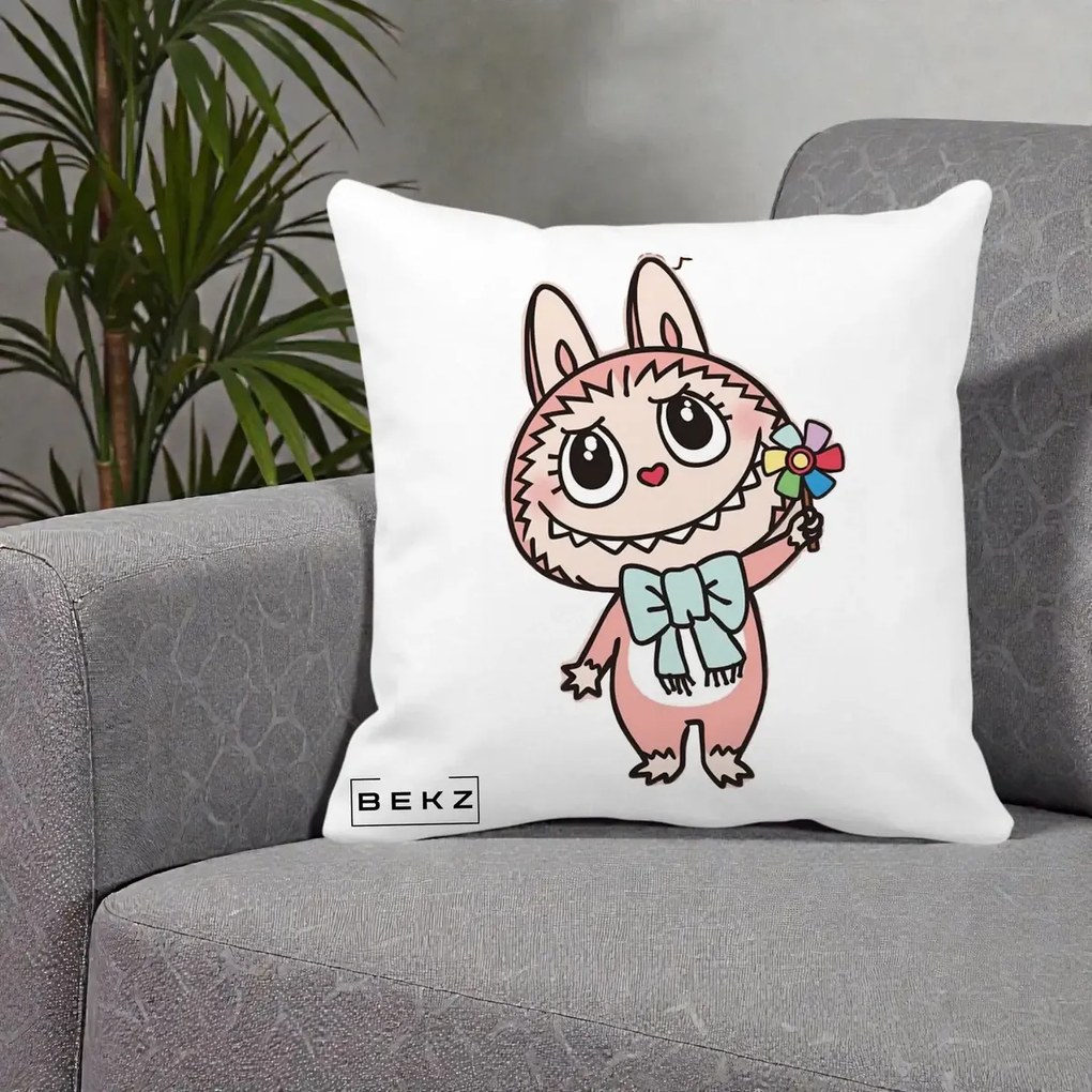 Perna Personalizata Labubu Roz cu Morisca, 40x40 cm, Alba Mata, Husa Detasabila, Perna Inclusa, BEKZ®