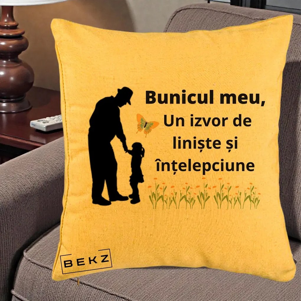 Cadou pentru Bunic - Perna Personalizata Bunicul Meu Izvor de Liniste cu Fluture si Fetita, 40x40 cm, Galben, Husa Detasabila, Perna Inclusa, BEKZ®